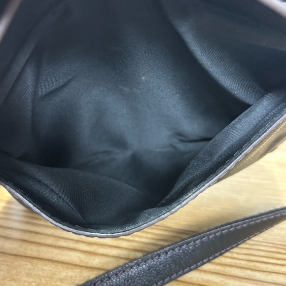 Fossil Aida Small Black Leather Crossbody - Picture 4 of 10